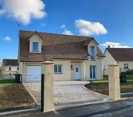 maçon Le Neubourg-1